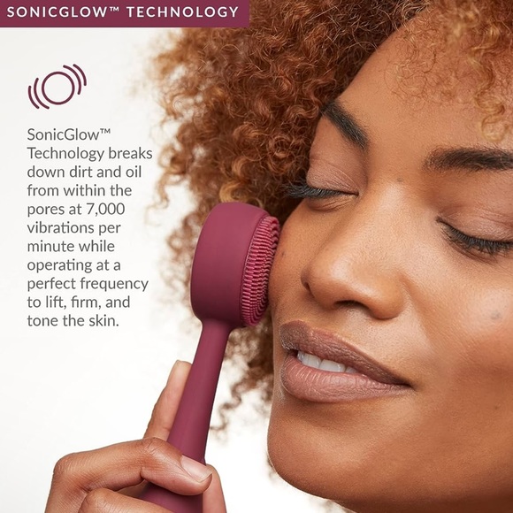 berry PMD Clean smart facial cleaning device | berry | $159 retail - Picture 2 of 9